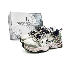 Nike: Зелёные кроссовки  Air Monarch