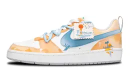 Nike: Оранжевые кроссовки  Court