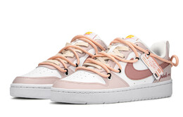 Nike: Бежевые кроссовки  Court
