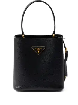 Prada: Чёрная сумка-шоппер 