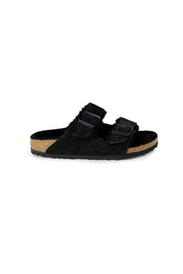 Birkenstock: Чёрные шлёпанцы 