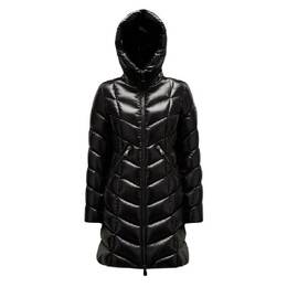 Moncler: Чёрная куртка 