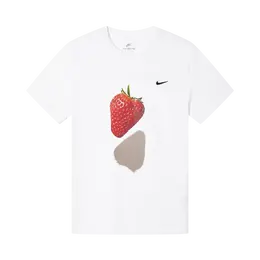 Nike: Белая футболка 