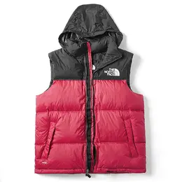 The North Face: Красный жилет 