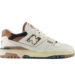 New Balance: Бежевые кроссовки 