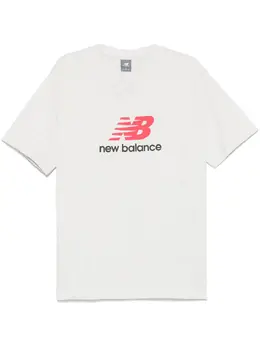 New Balance: Светлая футболка 