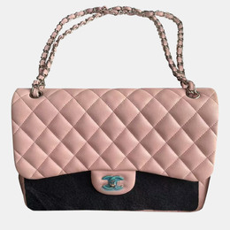 Chanel: Розовая сумка 