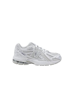 New Balance: Белые кроссовки 