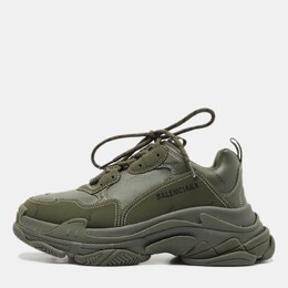 Balenciaga: Зелёные кроссовки  Triple S