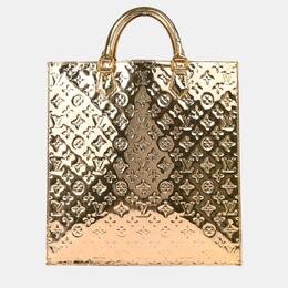 Louis Vuitton: Сумка-шоппер 