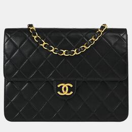 Chanel: Чёрная сумка 