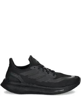 adidas: Чёрные кроссовки  PureBoost
