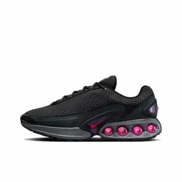 NIKE: Чёрные кроссовки 
