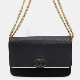 Chanel: Чёрная сумка 