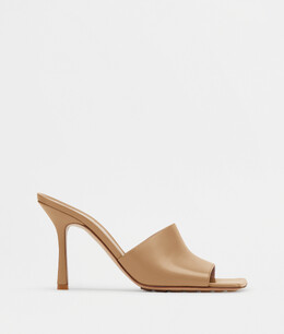 Bottega Veneta: Сабо 