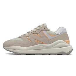 NEW BALANCE: Светлые кроссовки  57/40