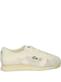 Lacoste: Белые кроссовки 