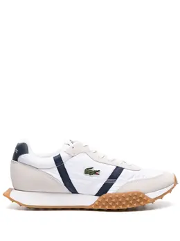 Lacoste: Белые кроссовки 