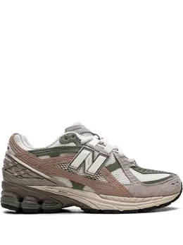 New Balance: Тёмные кроссовки 