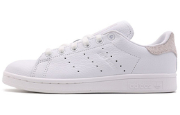 Adidas Originals: Бежевые кроссовки 