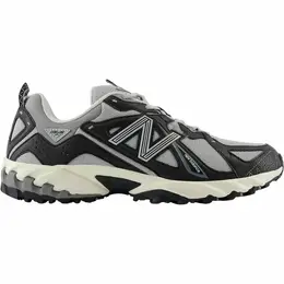 New Balance: Серые кроссовки 
