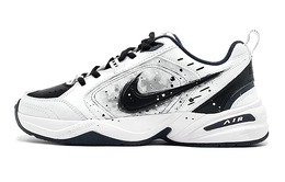 Nike: Чёрные кроссовки  Air Monarch