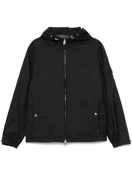 Moncler: Чёрная куртка 
