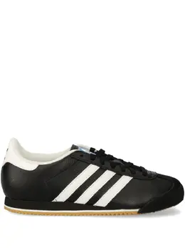 adidas: Чёрные кроссовки 