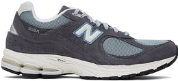 New Balance: Серые кроссовки  2002R