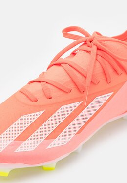 Adidas: Красные кроссовки  Solar