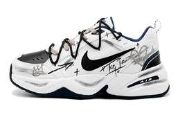 Nike: Чёрные кроссовки  Air Monarch