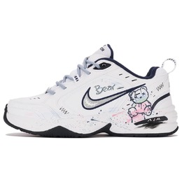 Nike: Белые кроссовки  Air Monarch