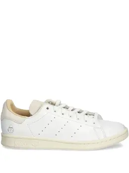 adidas: Белые кроссовки  Stan Smith