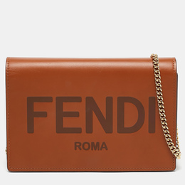 Fendi: Коричневый кошелёк 