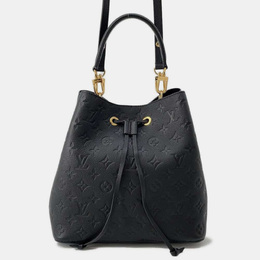 Louis Vuitton: Чёрная сумка 