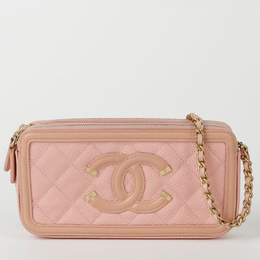 Chanel: Розовая сумка через плечо 