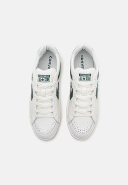 Converse: Белые кроссовки  Pro