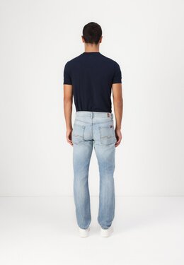 7 For All Mankind: Прямые джинсы  The Straight