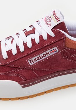 Reebok Classic: Бордовые кроссовки 