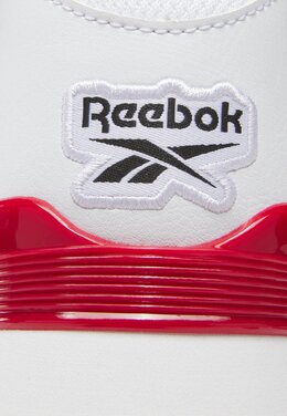 Reebok Classic: Белые кроссовки 