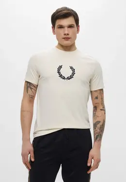 Fred Perry: Бежевая футболка 