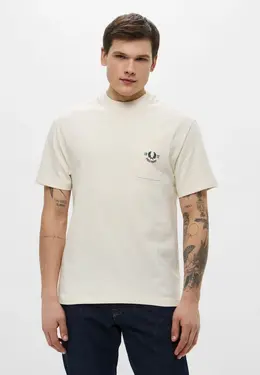 Fred Perry: Бежевая футболка 