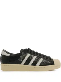 adidas: Чёрные кроссовки  Superstar