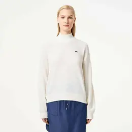 LACOSTE: Белый свитер 