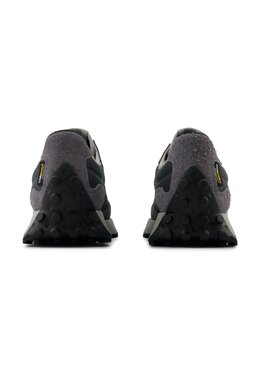 New Balance: Серые кроссовки  327