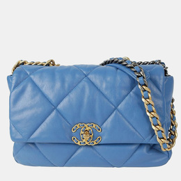 Chanel: Голубая сумка 