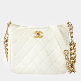 Chanel: Белая сумка 