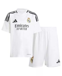 Adidas: Футболка 