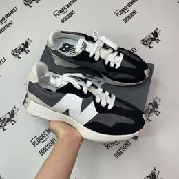 New Balance: Серые кроссовки  327