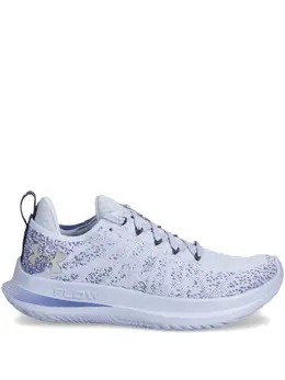 Under Armour: Фиолетовые кроссовки 